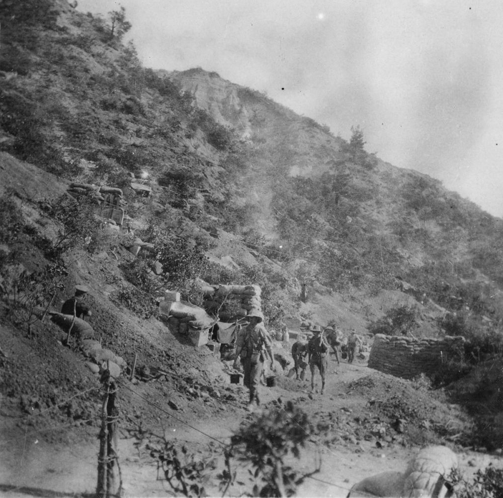 Soldiers walking in Shrapnel Gully. 
